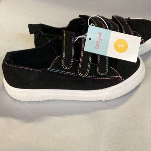 Girls' Peyton Sneakers - Cat & Jack - Black - new - Picture 4 of 7